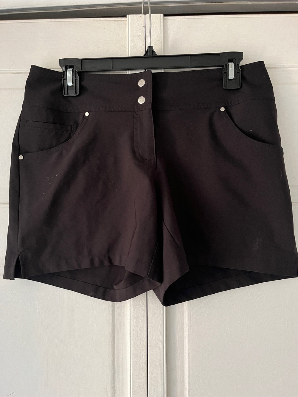 Slazenger Black Women's Golf Stretch Mid-Rise Shorts